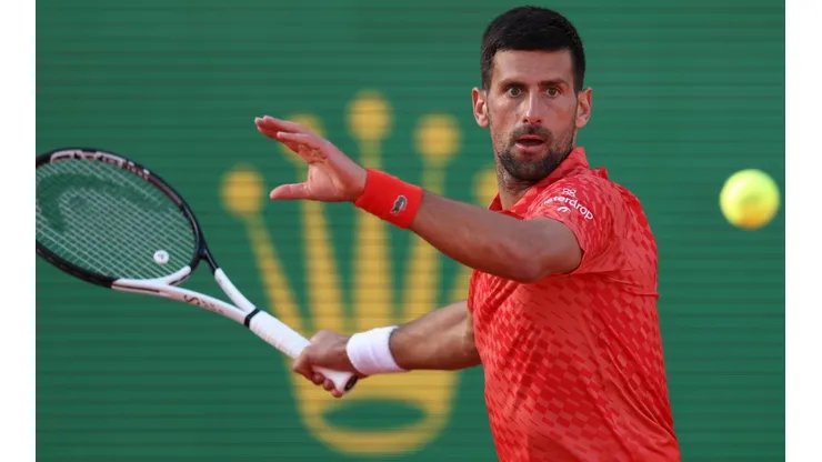 Djokovic busca seguir con vida en el Masters de Monte-Carlo.