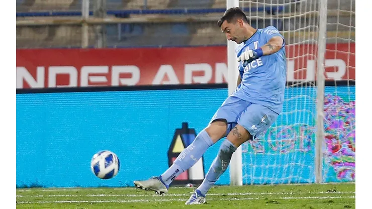 Nicolás Peranic debía ver minutos ante Colina