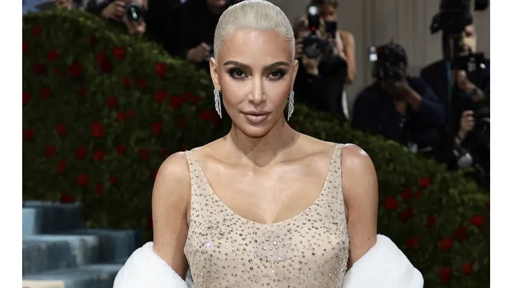 Kim Kardashian se suma a AHS