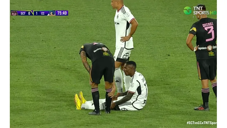 Fabián Castillo fue reemplazado diez minutos después de haber ingresado a la cancha.