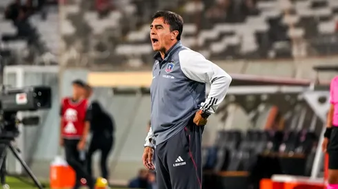 Gustavo Quinteros en el partido que Colo Colo le ganó a Santiago City como visitante en el Monumental.