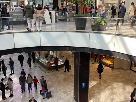 ¿Estarán cerrados los malls y el comercio este Sábado Santo?