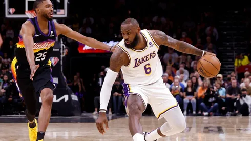 Los Angeles Lakers enfrentan a un complejo rival.