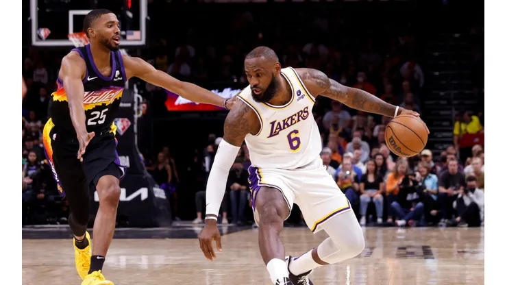 Los Angeles Lakers enfrentan a un complejo rival.