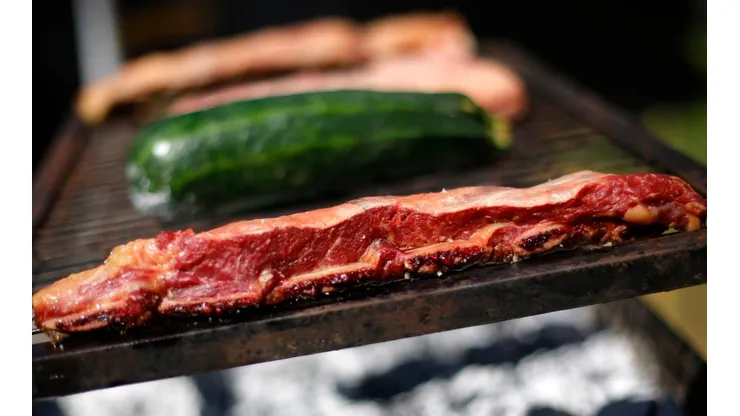 ¿Se puede comer carne el sábado y domingo santo?