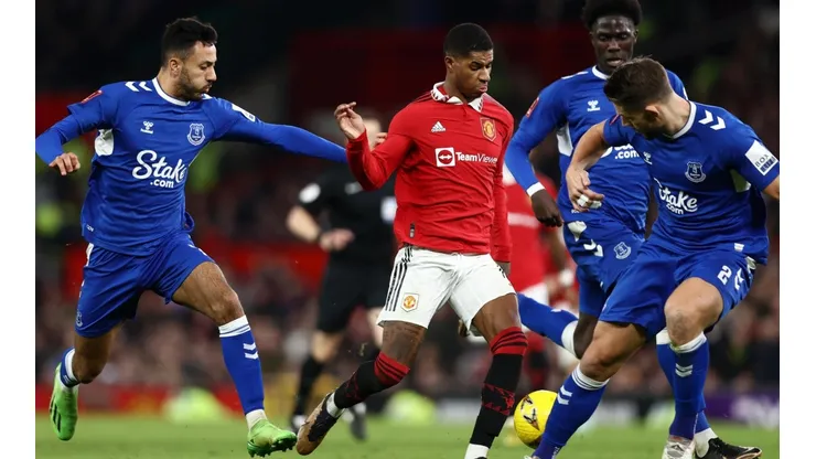 Su último cruce fue triunfo 3 a 1 para Manchester United en enero, por la tercera ronda de la FA Cup.