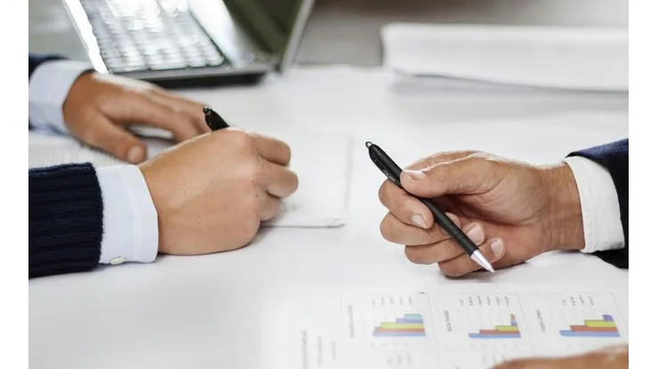 ¿Qué indica la ley acerca de tener dos contrato laborales?
