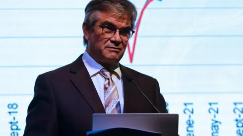 Ministro de Hacienda adelanta si subirán o no el impuesto a combustibles