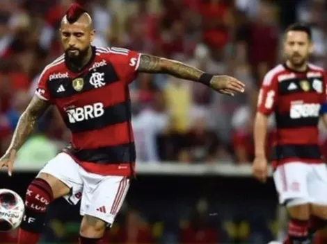 "Chileno hijo de...": hostil recibimiento a Vidal en Ecuador