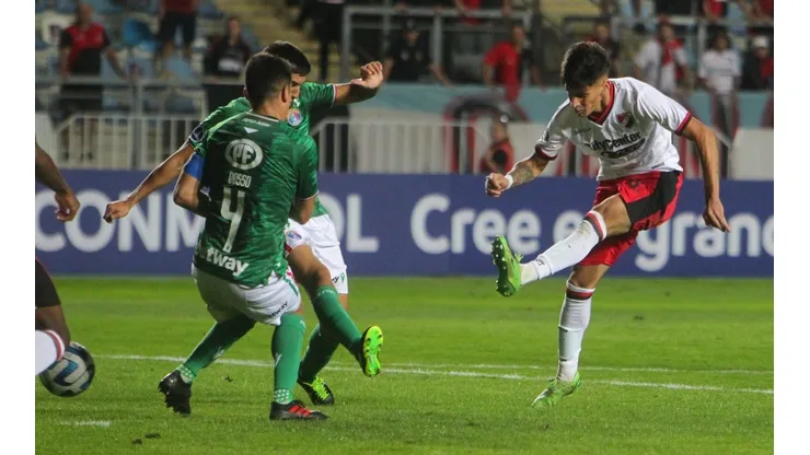 Newell's Old Boys venció al Audax Italiano con gol de Brian Aguirre en la última jugada del partido.