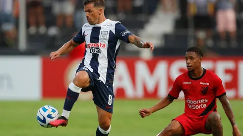 Gabriel Costa fue titular en el debut copero de Alianza Lima.