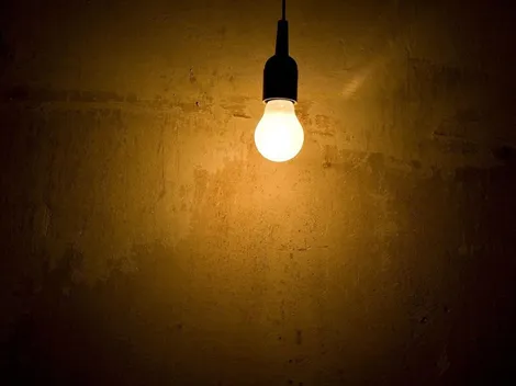 Corte de luz masivo en ocho regiones de Chile