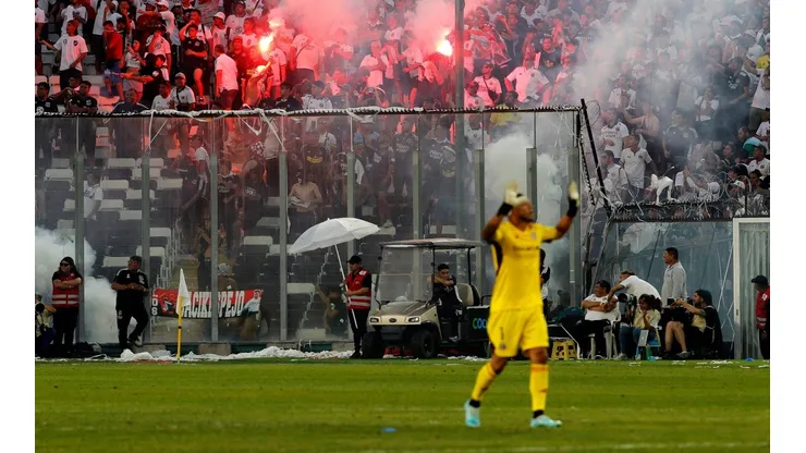 Castigo para Colo Colo: tres partidos y el próximo Superclásico sin público.