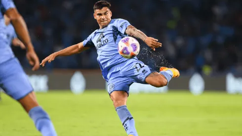 Alex Ibacache jugó su primer partido en Argentina para Belgrano: fue aprobadísimo por los hinchas.