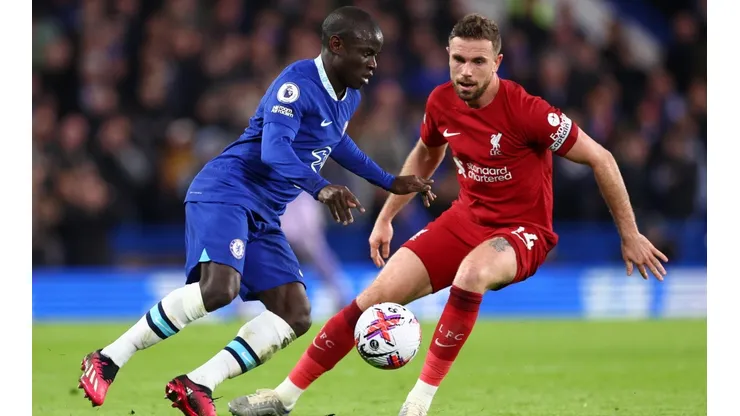 Kanté volvió a ser titular tras su dura lesión