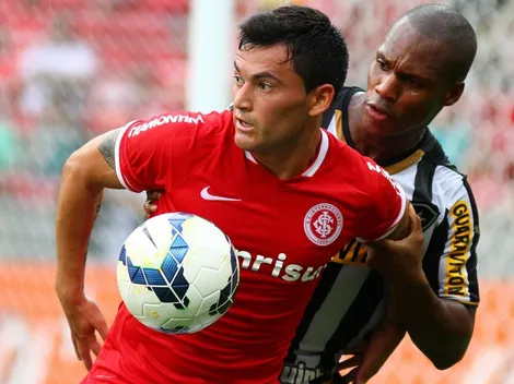 ¡Charles anticipa su salida y juega Libertadores!