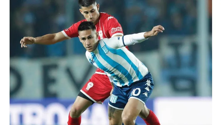 Racing derrotó a Huracán y llega encendido al duelo con Ñublense