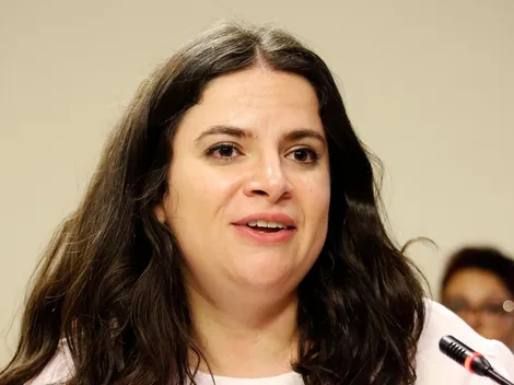 Ministra Orellana genera polémica por gestación subrogada