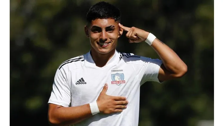 Thompson regresa como figura en Colo Colo Proyección y agita redes sociales.