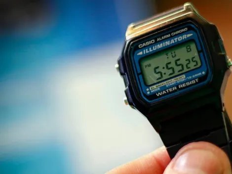 ¿Dónde se puede consultar qué hora es?