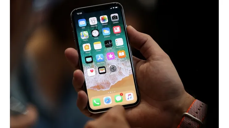 Así puedes cambiar la hora de forma manual en tu iPhone