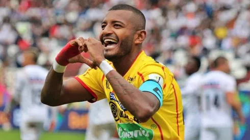 Carlos Ramírez es defensor y capitán del cuadro aurirojo.