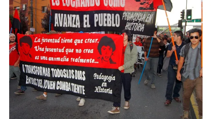 Conmemoración del Día del Joven Combatiente (2012)