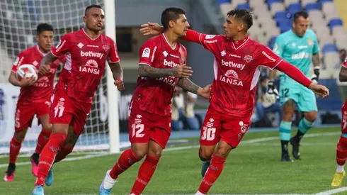 Ñublense debutará ante Racing en Chile