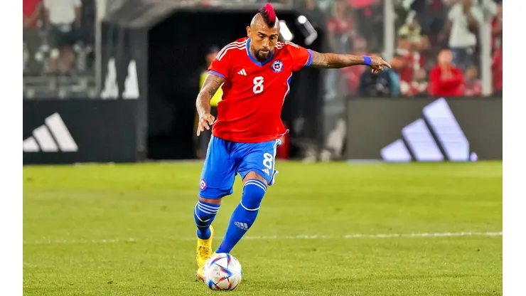 Arturo Vidal volvió al estadio Monumental con la selección chilena