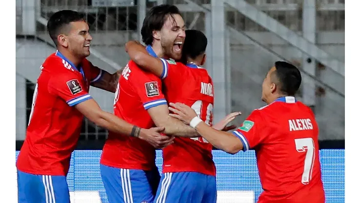 Ben y Alexis llegan con sus especiales cábalas a este amistoso.