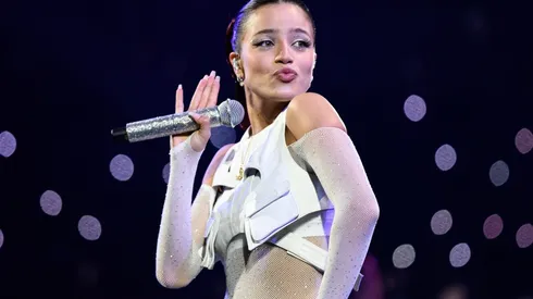 VI�A DEL MAR : Segunda Noche Festival de la Canci�n Vi�a del Mar