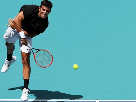 La Garineta choca con el poste Tsitsipas en Miami