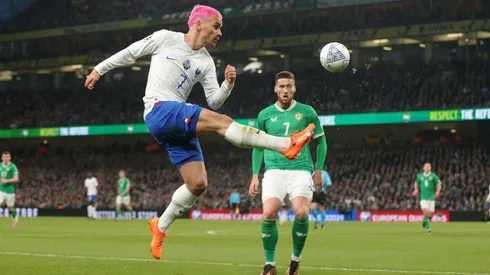 Francia se impuso a Irlanda