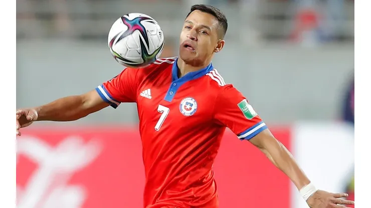 Alexis Sánchez pide que se deje en el pasado la generación dorada que él comandó.