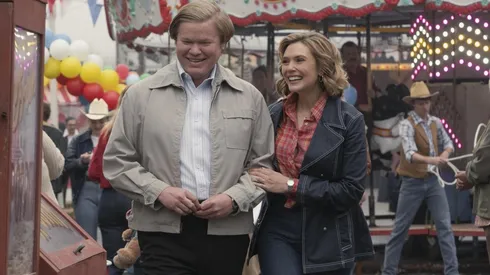 Jesse Plemons acompaña a Olsen en el protagónico.