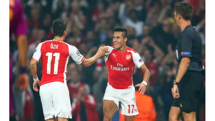 Alexis y Özil compartieron en Arsenal largos años