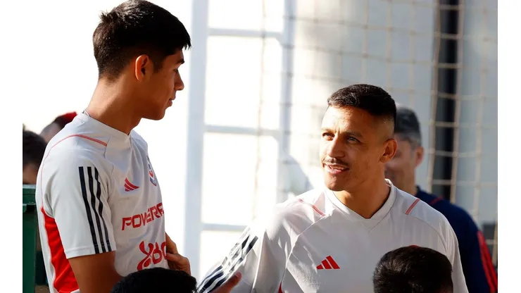 Osorio comparte con Alexis Sánchez en Pinto Durán