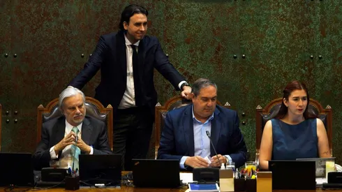 Diputados se oponen a multas por llegar tarde