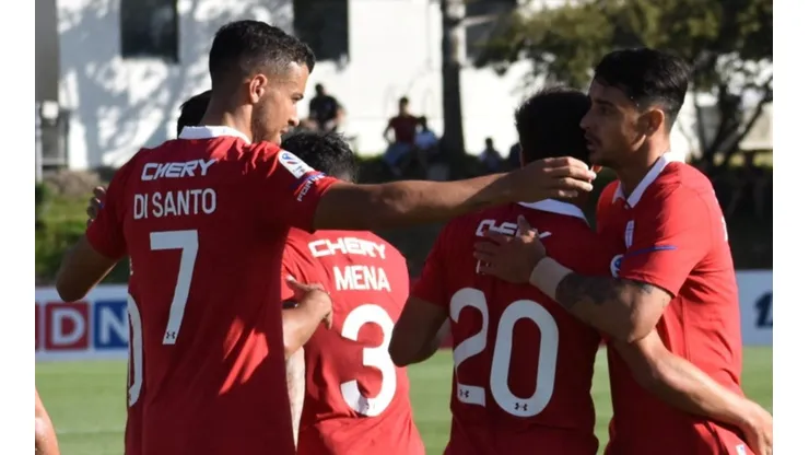 Di Santo y Zampedri es la dupla de ataque de la UC esta temporada