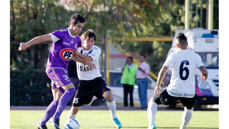 En la temporada 2013-2014, el paraguayo Gabriel Ávalos anotó seis goles para Deportes Concepción en 23 partidos jugados por la Primera B.