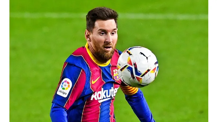 Messi deberá bajarse el suelo para volver a Barcelona.