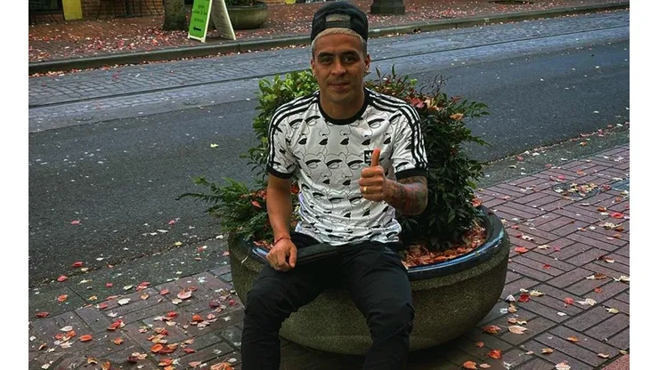 Brian Fernández está en un complicado momento en Argentina