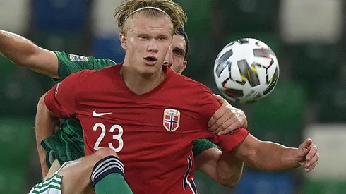 Noruega perdió su más importante carta de ataque para arrancar la clasificatoria para la Eurocopa.