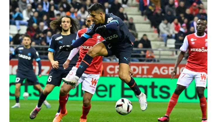 Alexis Sánchez anotó un doblete para el triunfo del OM