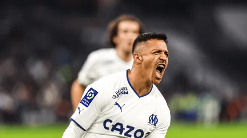 Alexis Sánchez se lució con un golazo para el Olympique de Marsella.