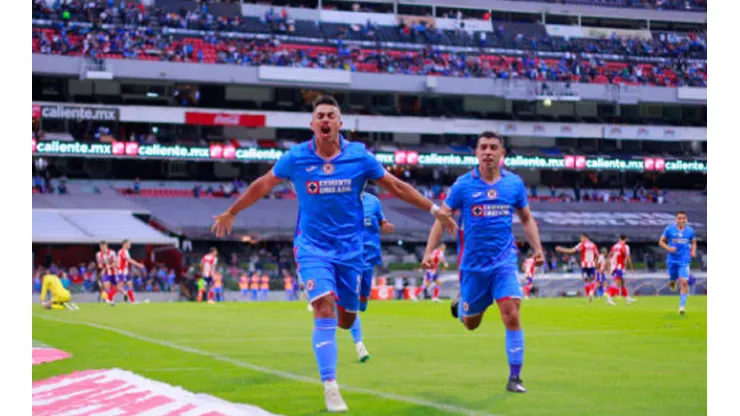 El grito de Iván Morales tras el gol que le dio el triunfo al Cruz Azul.