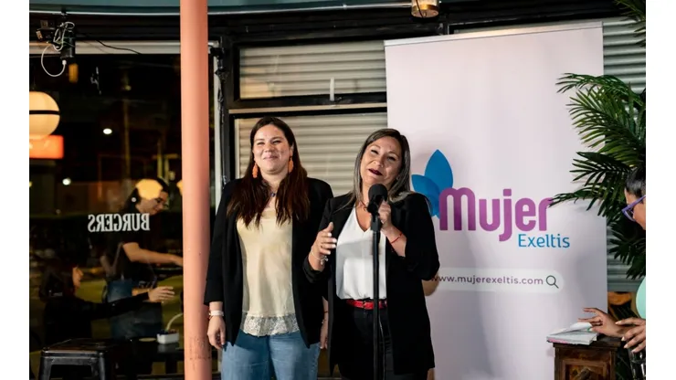 Gerentas de Producto de Laboratorio Exeltis Chile, Erica Dávila Campusano y Bárbara Pereira Huarte
