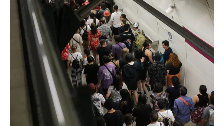 Alta concurrencia a las afueras del Lollapalooza 2023