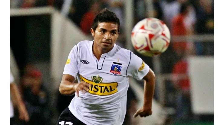 Rabello fue formado en Colo Colo y rápidamente partió al extranjero.