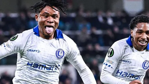 Gift Orban anota uno de los tres goles para el Gent